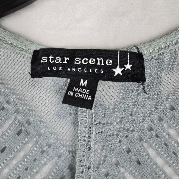 Star Scene Los Angeles Floral Blue Lace Cold Shoulder Kimono Women's Size Medium - Picture 7 of 8